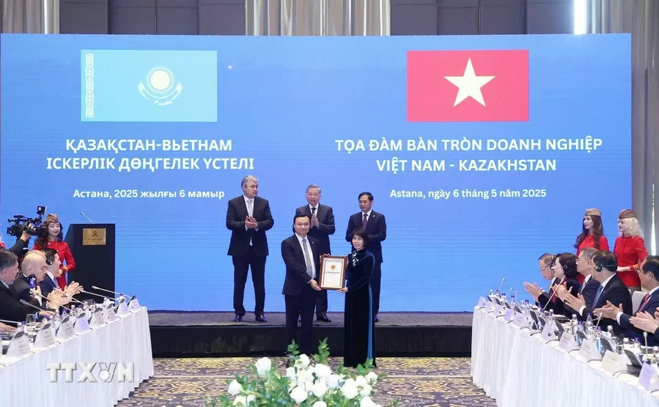 Tổng Bí thư: Thành công của doanh nghiệp Kazakhstan là niềm tự hào chung