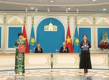 viet nam kazakhstan thiet lap quan he doi tac chien luoc