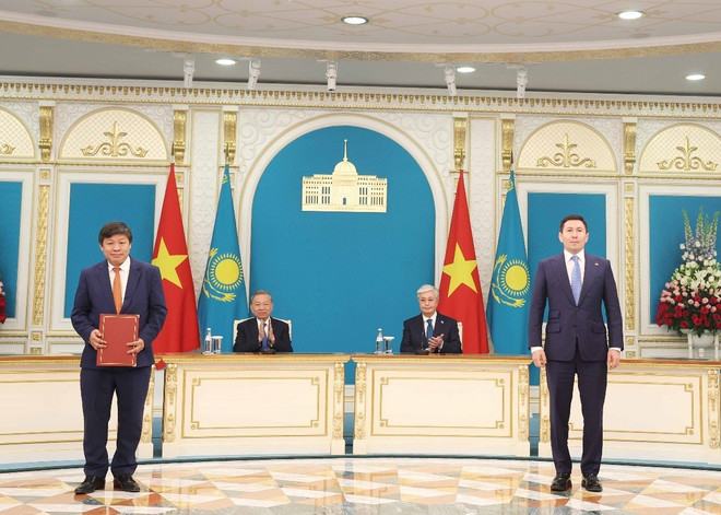 viet-nam-kazakhstan-7-4448.jpg