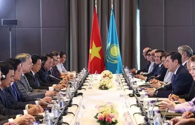 chu tich ha vien kazakhstan viet nam la doi tac quan trong tai dong nam a