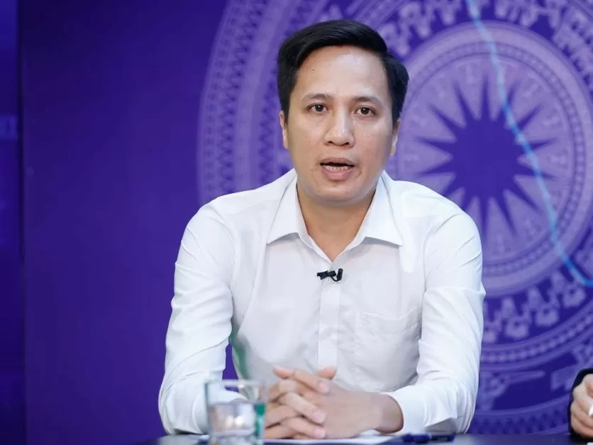 Ông Nguyễn Văn Đạt - Phó Giám đốc Nhà máy Kẽm điện phân Thái Nguyên - Ảnh: VGP/ Nhật Bắc