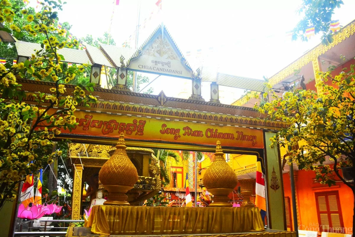 TP. Hồ Chí Minh ngập sắc cờ hoa trong Đại lễ Vesak