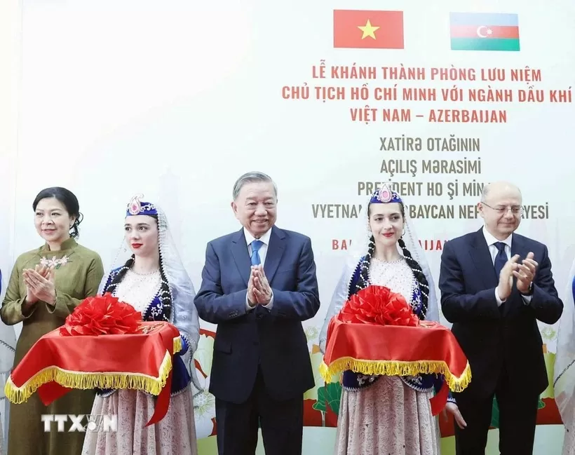 Khánh thành Phòng lưu niệm Chủ tịch Hồ Chí Minh với ngành Dầu khí Việt Nam - Azerbaijan