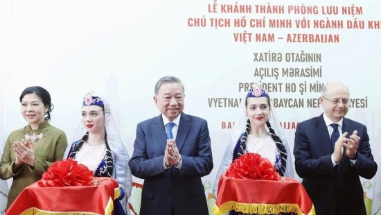 khanh thanh phong luu niem chu tich ho chi minh voi nganh dau khi viet nam azerbaijan