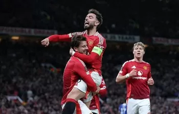 Vào chung kết Europa League, MU nhận thưởng