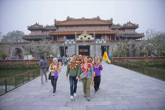 Khách du lịch châu Âu tăng mạnh sau hai tháng miễn visa
