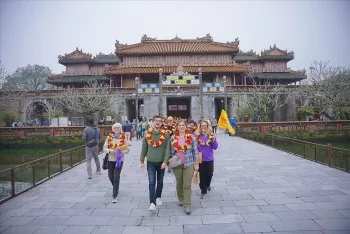 Khách du lịch châu Âu tăng mạnh sau hai tháng miễn visa