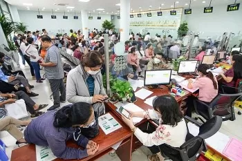 sap nhap tinh bo cap huyen xa se nhan them 120 viec