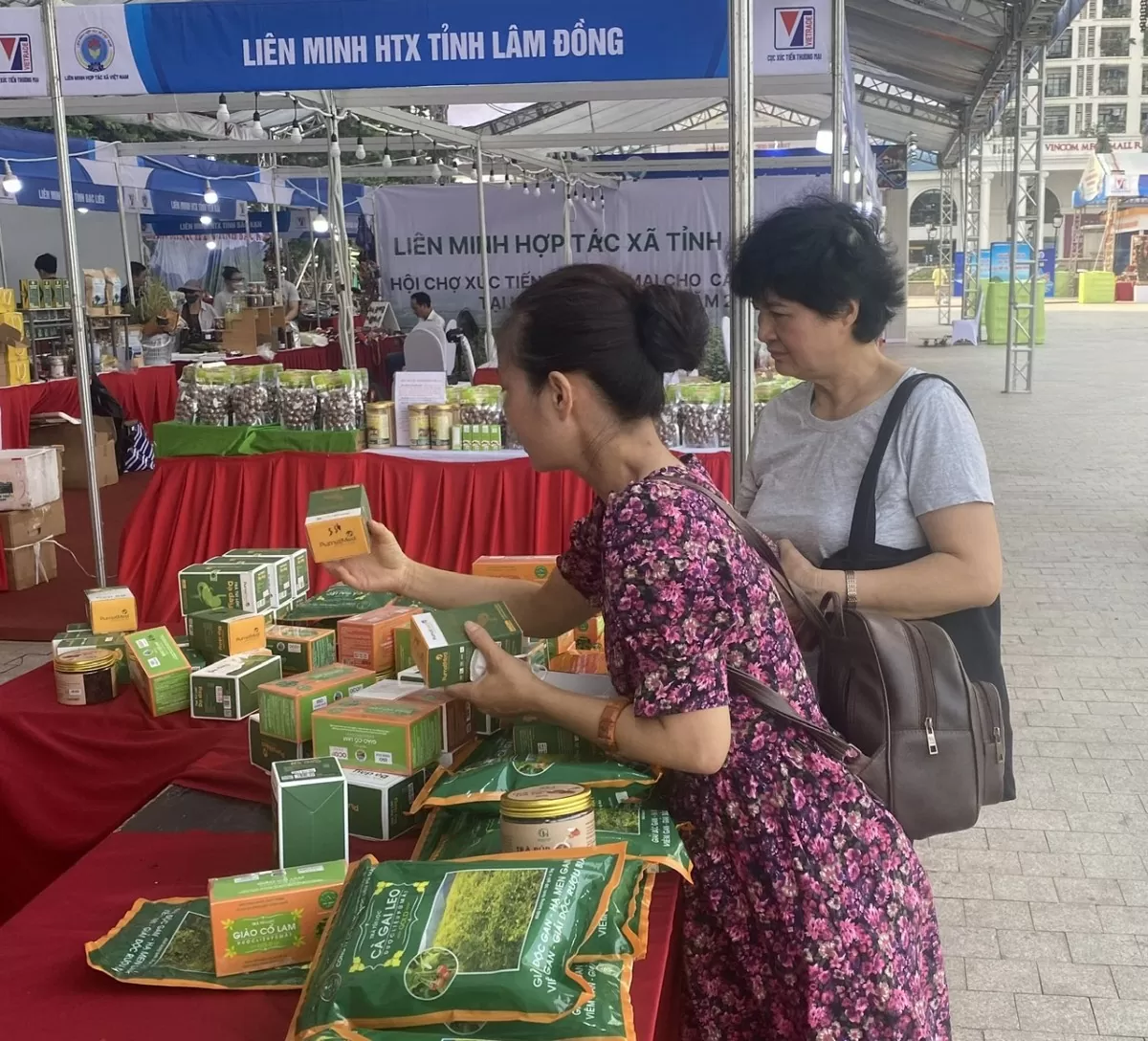 Lan tỏa ‘tiếng thơm’ cho sản phẩm miền núi