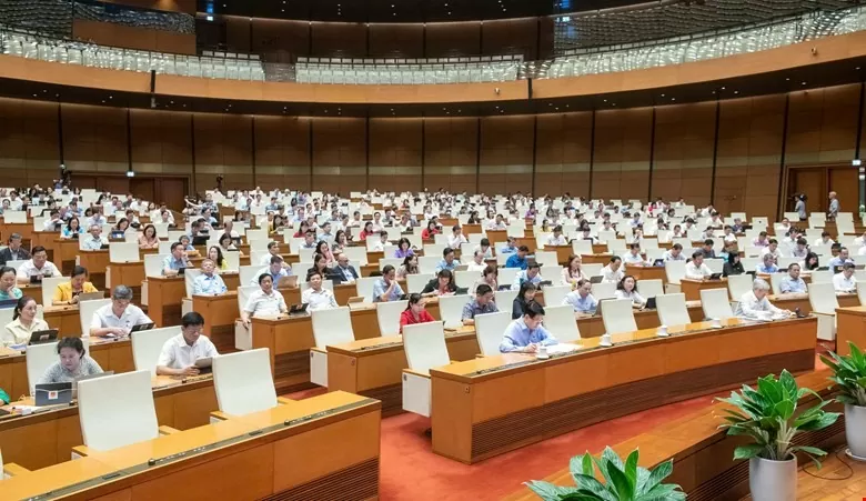 Toàn cảnh phiên họp sáng 10/5