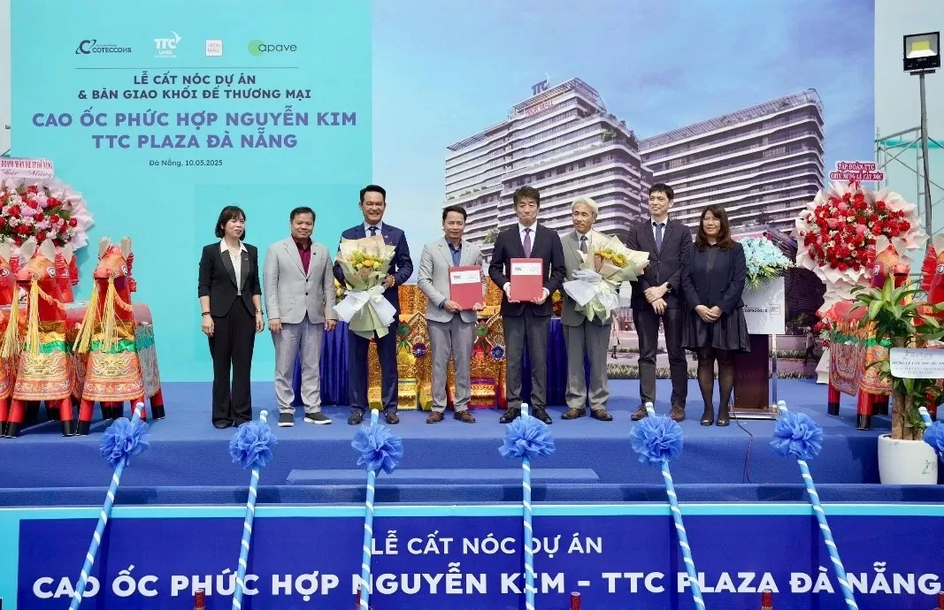 TTC Plaza Đà Nẵng cất nóc, bàn giao khối đế thương mại