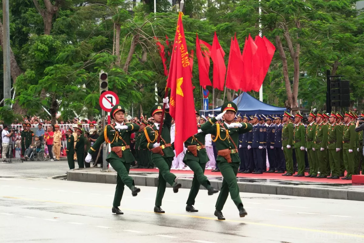 Hoành tráng lễ diễu hành mừng 70 năm ngày Giải phóng Hải Phòng