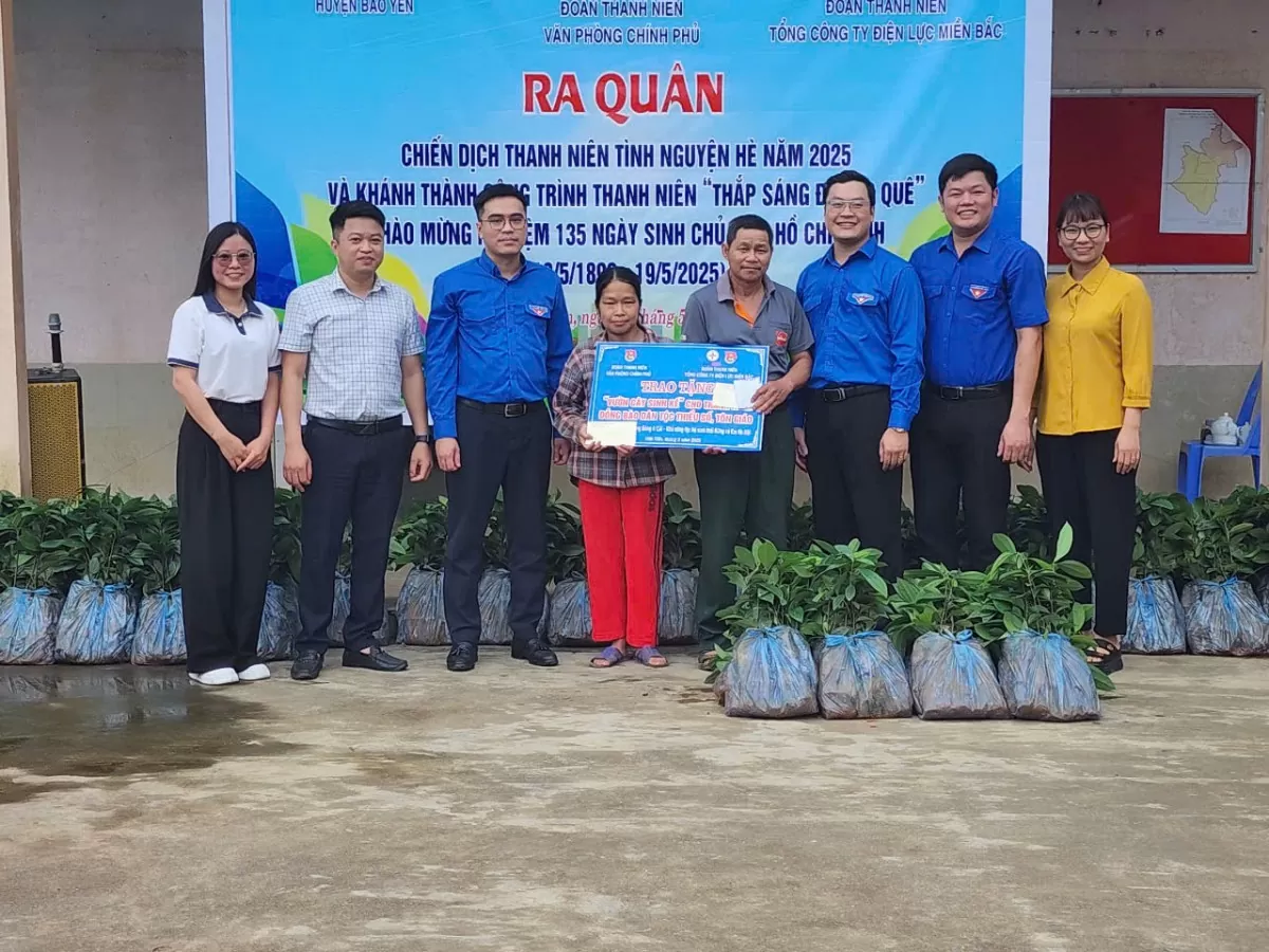 Khánh thành công trình thanh niên “Thắp sáng đường quê” tại Lào Cai