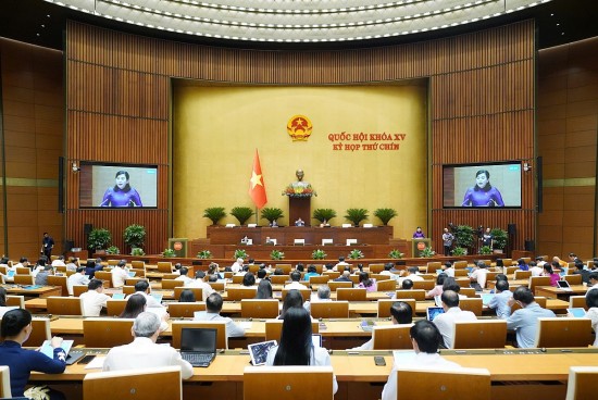 quoc hoi xem xet sua 47 dieu trong luat bau cu tang trach nhiem cho chinh quyen hai cap