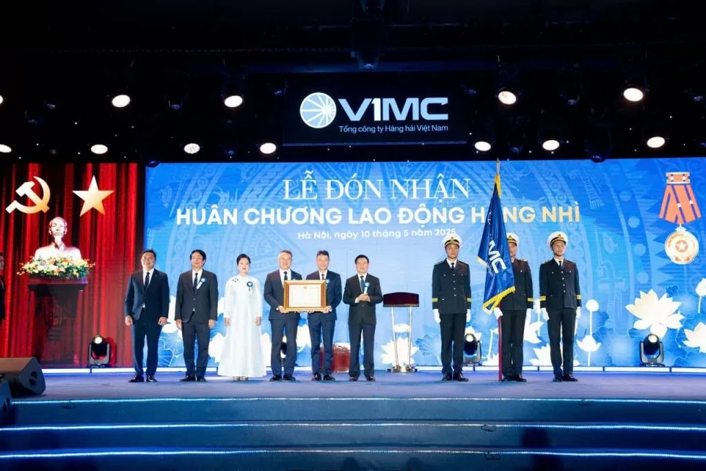 VIMC - Ba thập kỷ vượt sóng vươn xa