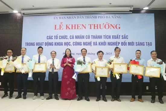 Đà Nẵng: Khen thưởng tập thể, cá nhân đổi mới sáng tạo