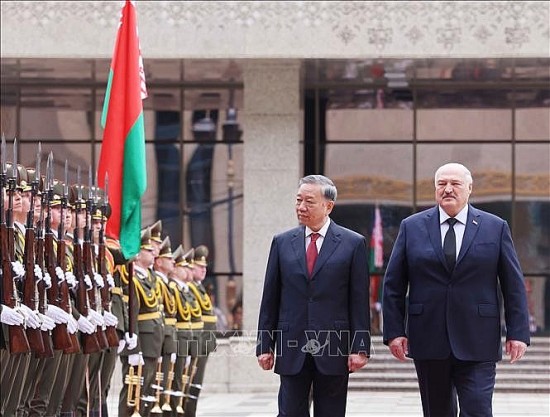 tong thong belarus chu tri le don tong bi thu to lam