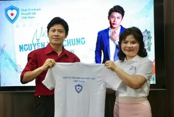 nhac si nguyen van chung dam nhan vai tro dai su am nhac
