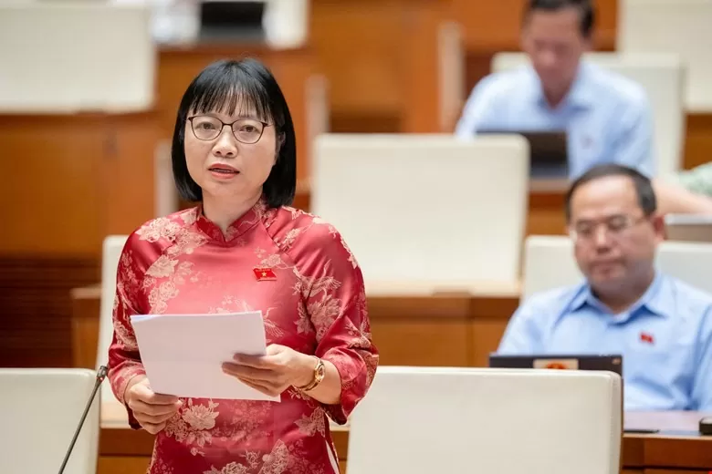 Nguyễn Thị Việt Nga