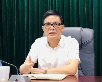 bat 5 can bo cuc an toan thuc pham nhan hoi lo tiep tay cho sua gia