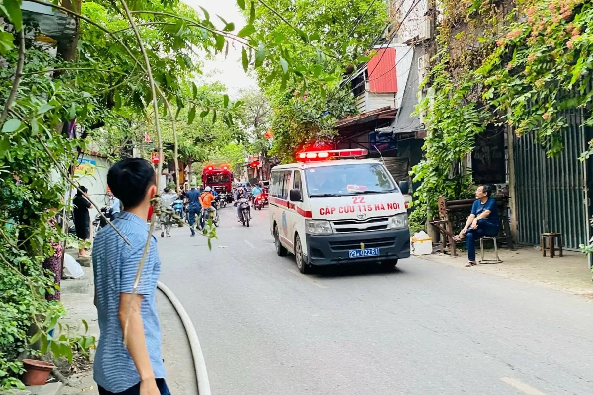 Hà Nội: Cháy lớn ở quận Nam Từ Liêm