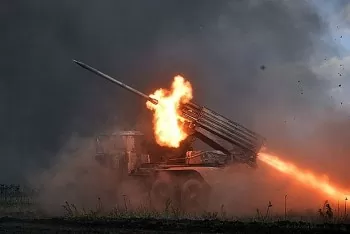 ukraine gioi thieu phao phan luc tornado g noi dia