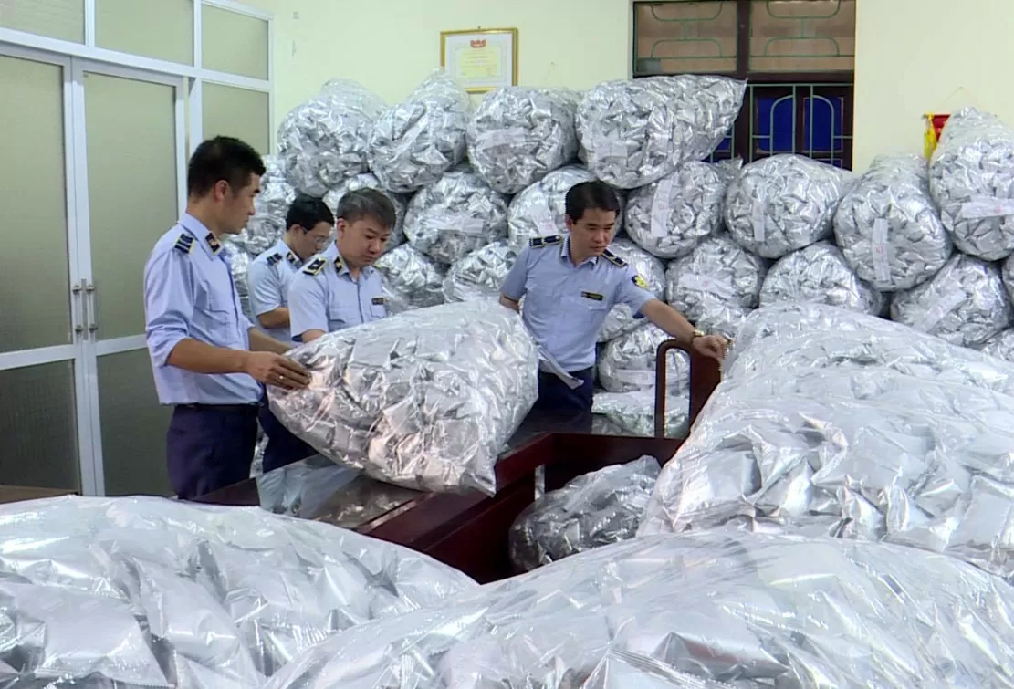 Bắc Ninh: Chặn đứng 4 vạn gói rong biển lậu