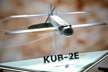 nga gioi thieu phien ban moi cua uav tan cong kub