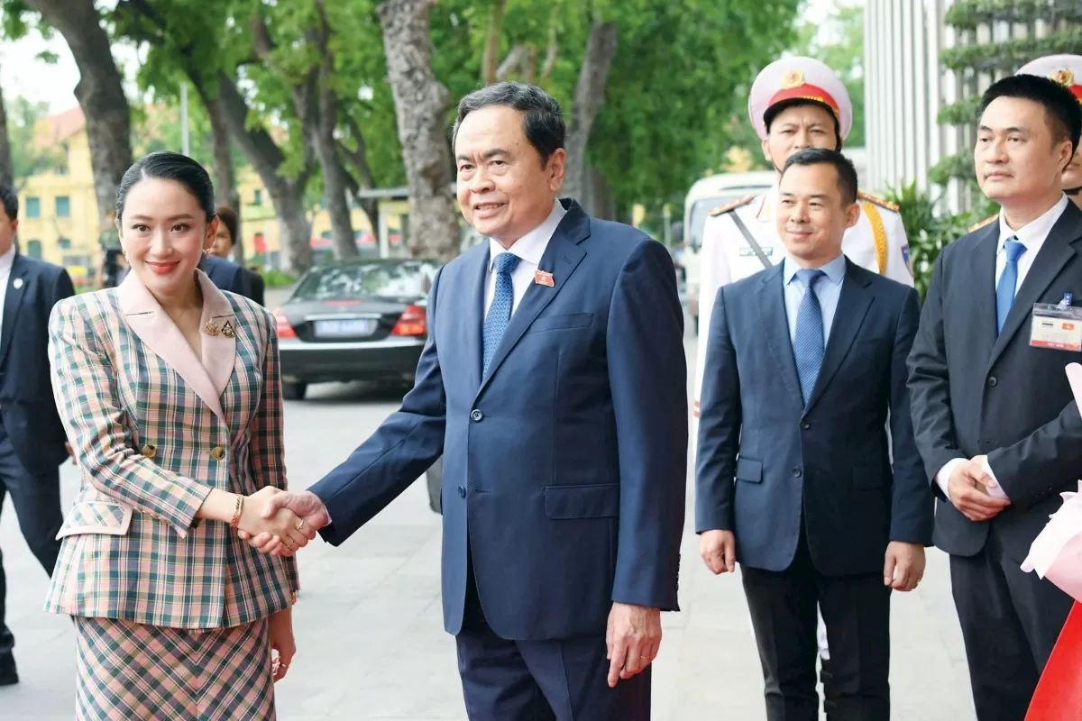 Chủ tịch Quốc hội Trần Thanh Mẫn hội kiến Thủ tướng Thái Lan