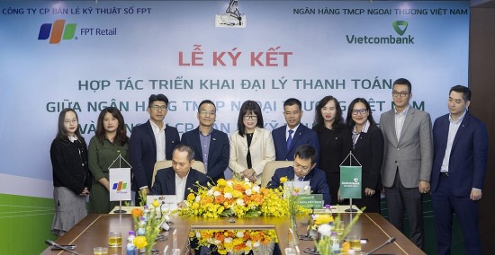 fpt retail hop tac cung vietcombank trien khai mo hinh dai ly thanh toan