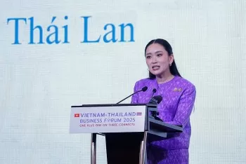 thu tuong paetongtarn shinawatra chien luoc 3 ket noi gop phan thuc day kinh te viet nam thai lan