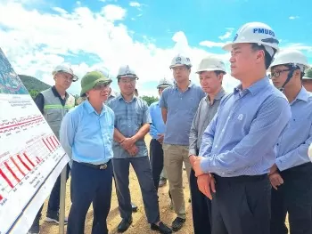 nha thau thi cong cao toc cham bo xay dung yeu cau chuyen viec cho don vi khac