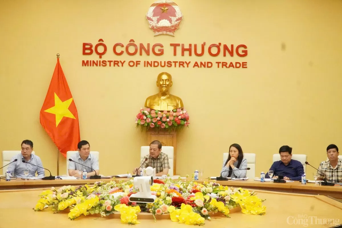 Bộ Công Thương lấy ý kiến sửa đổi Nghị định kinh doanh xuất khẩu gạo Bộ Công Thương lấy ý kiến sửa đổi Nghị định kinh doanh xuất khẩu gạo