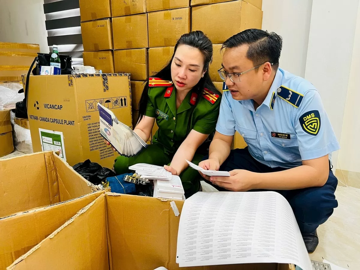 Hà Nội: Phá đường dây sản xuất hơn 100 tấn thuốc, thực phẩm chức năng giả