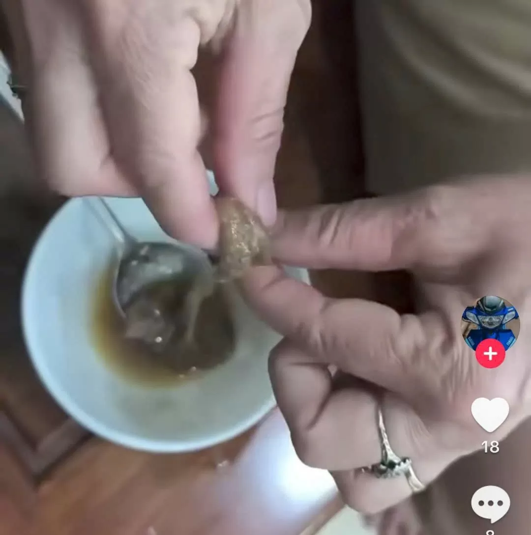 Xôn xao mì chính trộn với nước xáo gà tạo keo sợi
