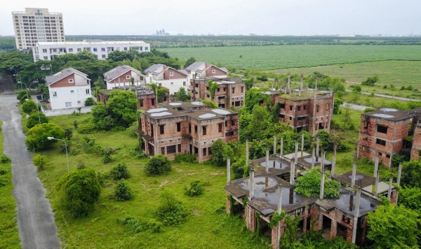 Sẽ đánh thuế bất động sản, nhà ở bỏ hoang