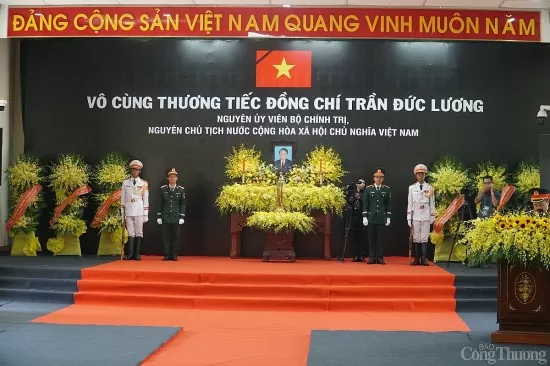 Hình ảnh Lễ viếng nguyên Chủ tịch nước Trần Đức Lương tại Quảng Ngãi