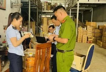 thu tuong bieu duong bo cong thuong phat hien xu ly nhieu vu hang gia