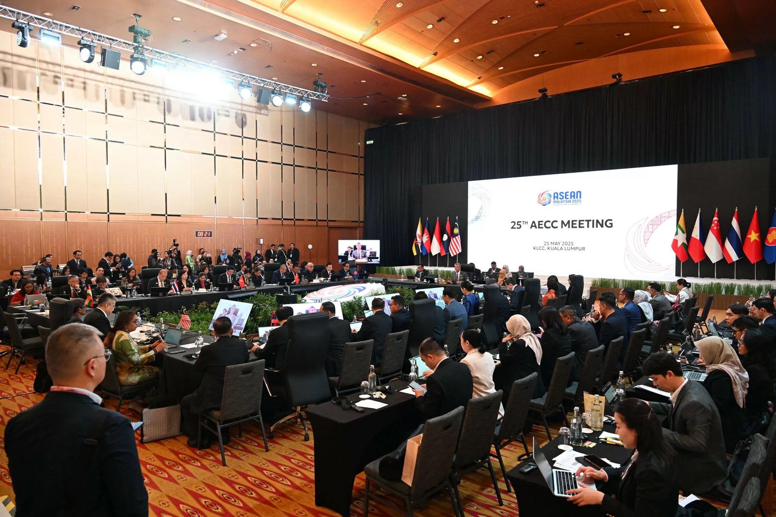 ASEAN Power Grid - cú huých 3.000 tỷ USD cho năng lượng