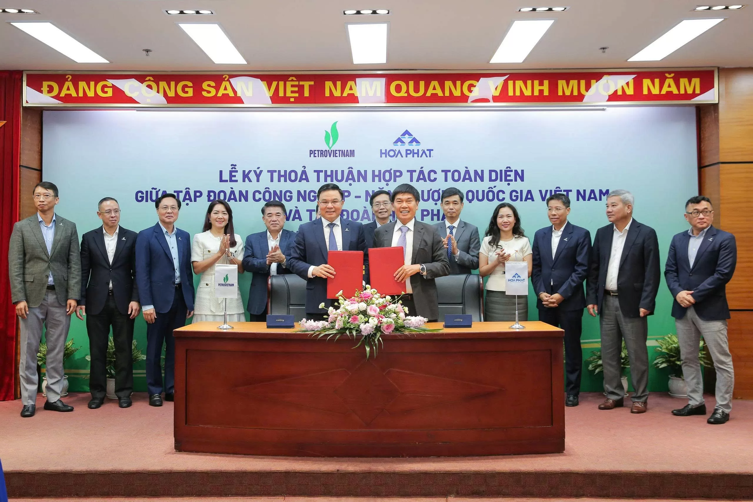 Phát triển thép hợp kim phục vụ ngành năng lượng