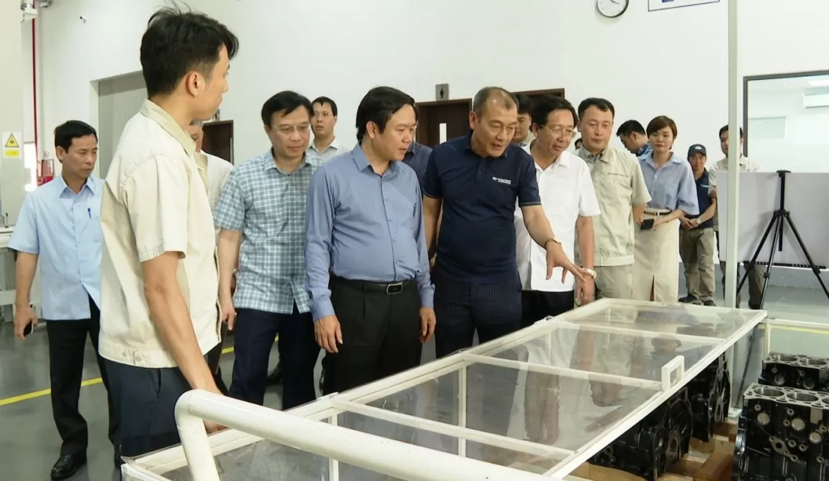 Ninh Bình tăng tốc hỗ trợ doanh nghiệp, thúc đẩy sản xuất công nghiệp