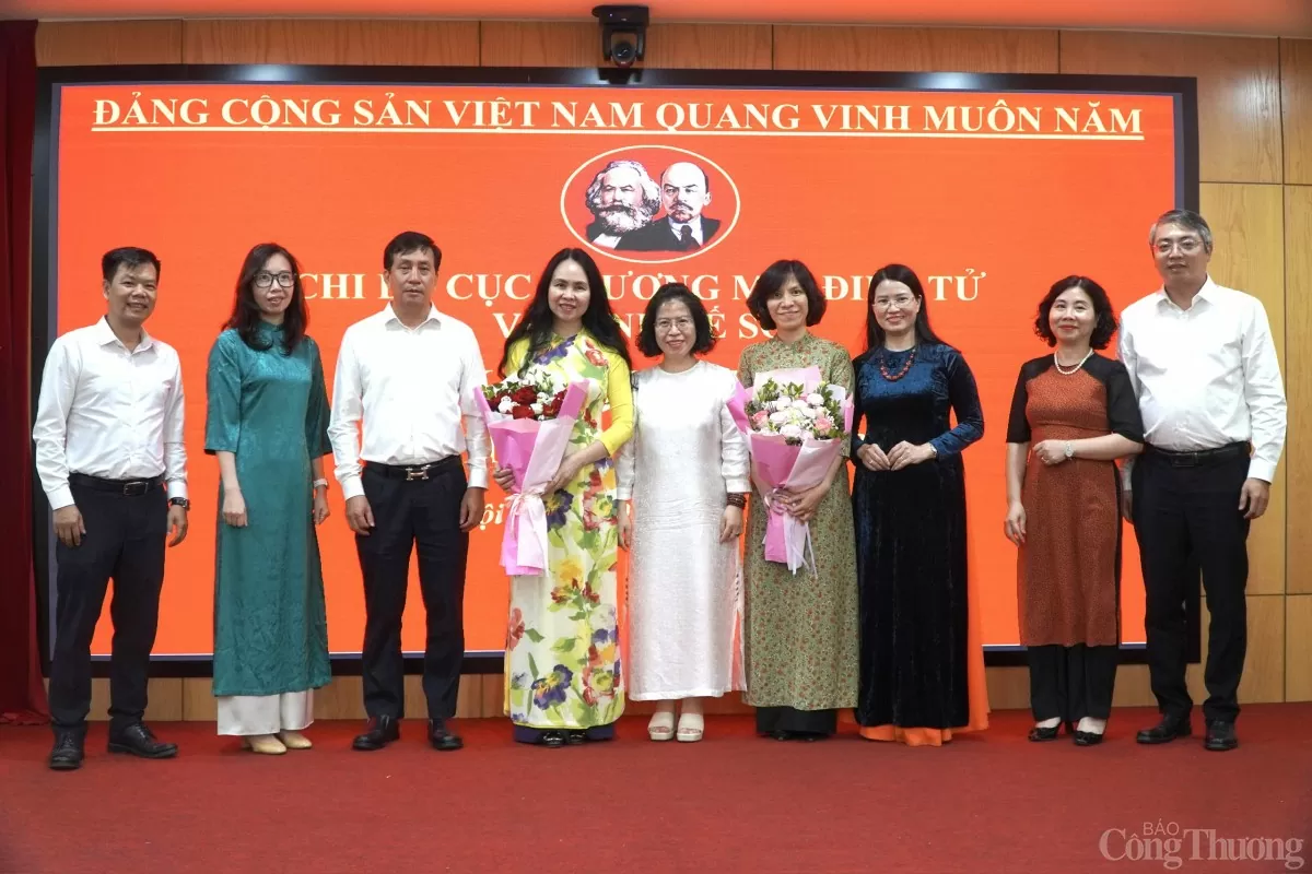 Đại hội đã tiến hành bầu ra 5 đồng chí tham gia vào Ban Chấp hành Chi bộ Cục Thương mại và Kinh tế số nhiệm kỳ 2025 - 2030.