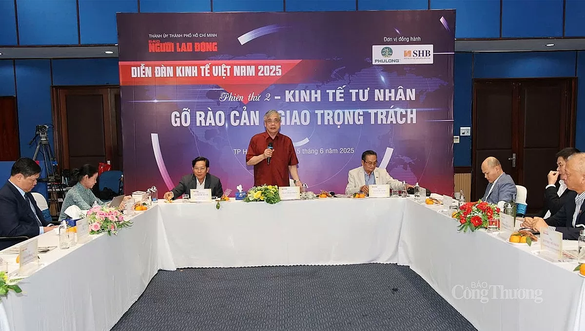 Toàn cảnh Diễn đàn