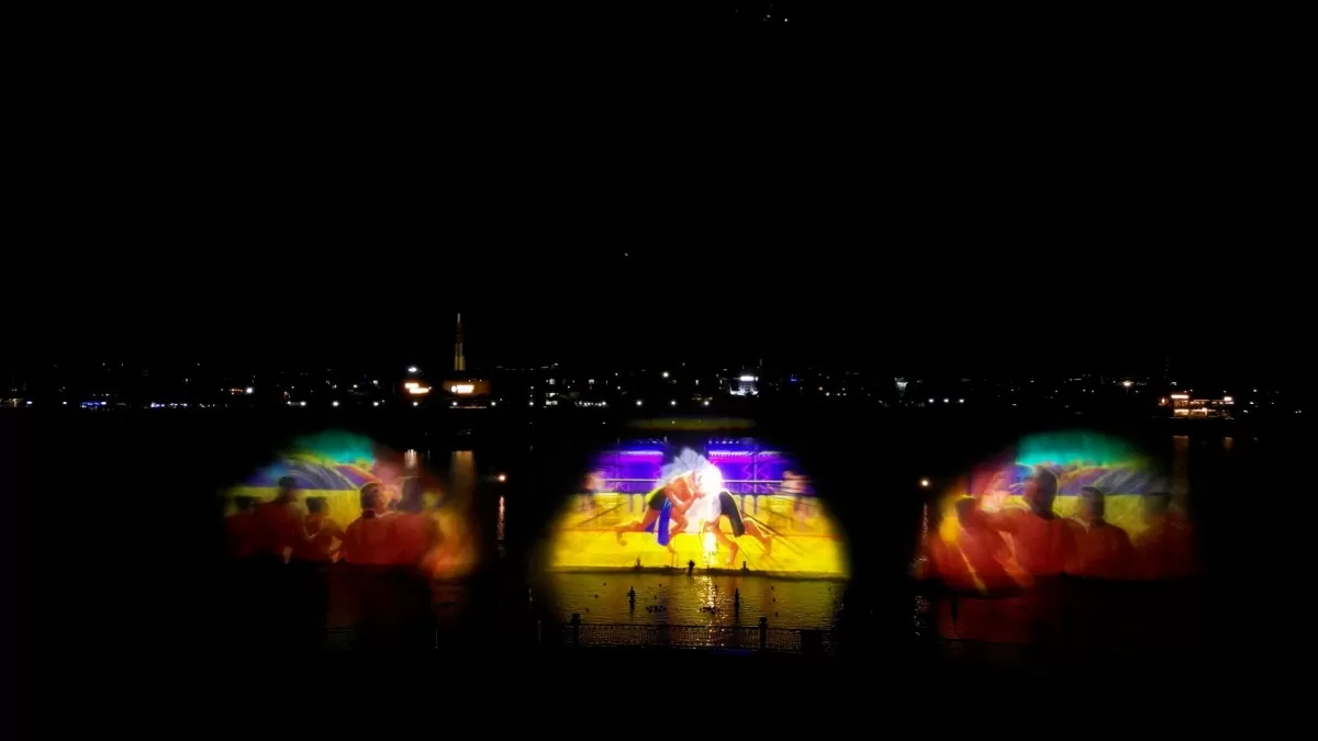 Van Phuc Water Show khởi đầu mùa hè cho trẻ thơ