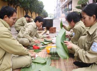 Tết về trên những đường dây