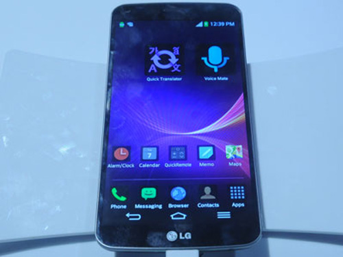 LG G Flex màn hình cong bán tại Việt Nam từ tháng 2