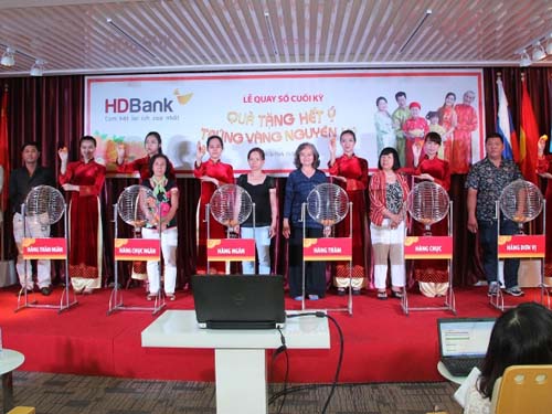 Đã tìm được chủ nhân trúng 1 ký vàng từ HDBank