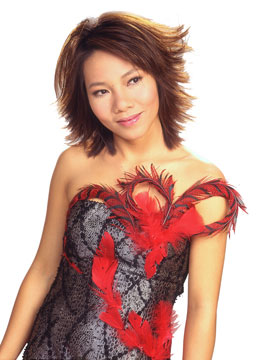 Hà Trần: Diva của những sắc màu cá tính