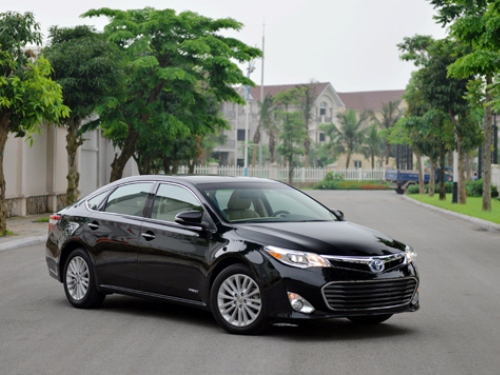 Toyota Avalon 2014 trẻ hơn so với phiên bản cũ.