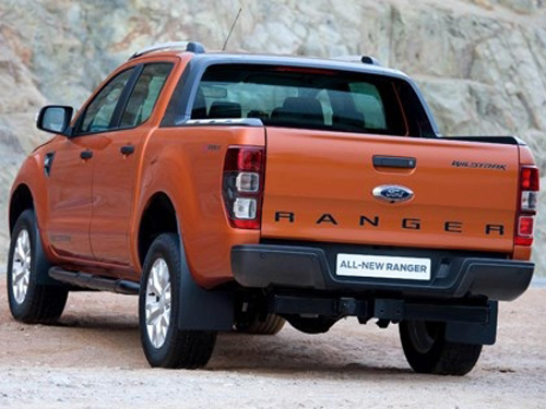 Ford Ranger Wildtrak 4x4 3.2L AT sắp có mặt tại Việt Nam